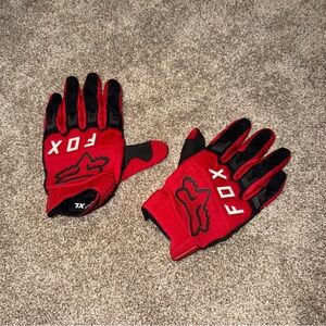 Fox Red and Black Riding Gloves
